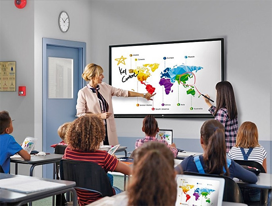 Monitor cyfrowa szkoła